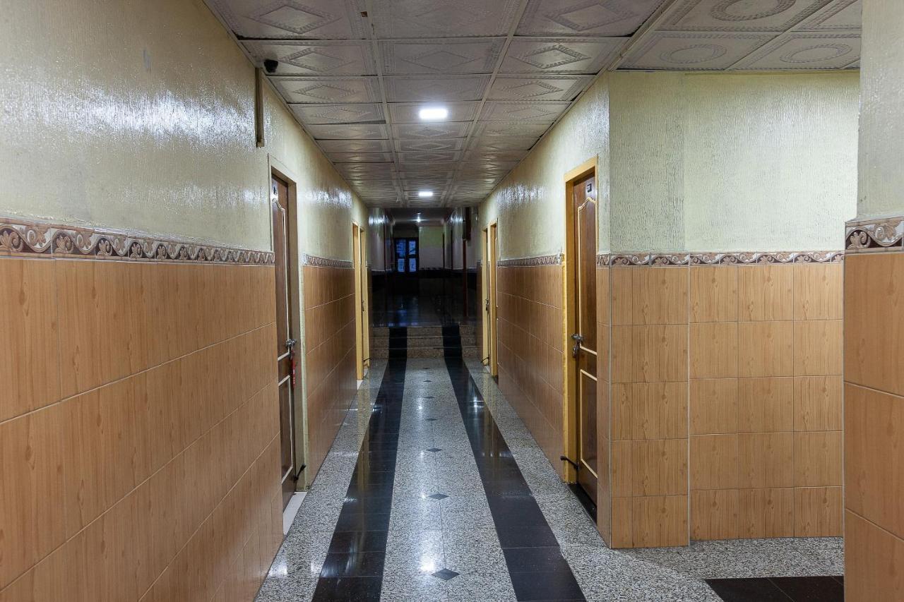 Collection O Hotel Sudha Inn Near Sangam Cinemas Chennai Exterior foto