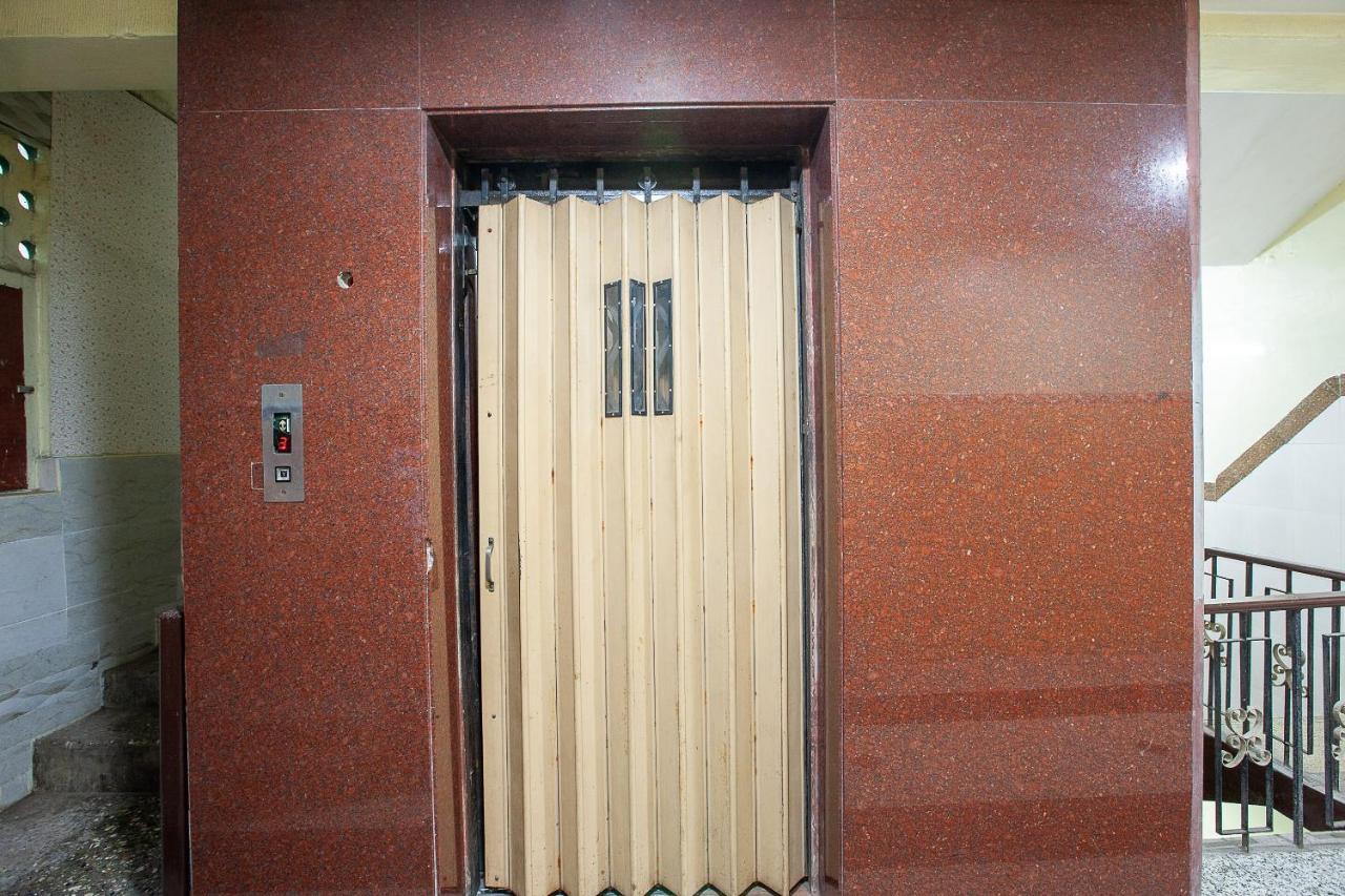 Collection O Hotel Sudha Inn Near Sangam Cinemas Chennai Exterior foto